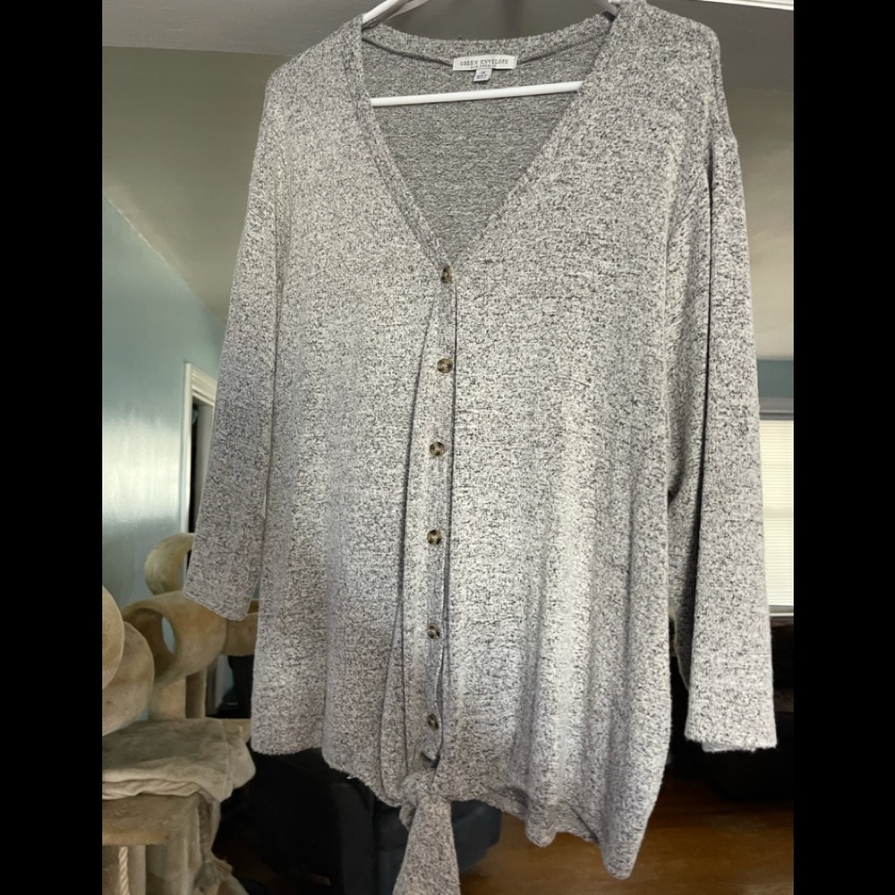 3/4 Sleeve Button Up